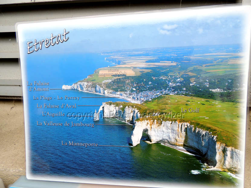 Frankreich, Normandie, auch bei Schlechtwetter schöne Blicke: die Alabasterküste im Souvenirhandel