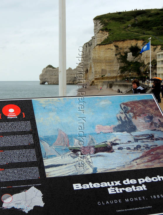 Frankreich, Normandie, wie Maler die Küste bei Étretat sahen und wie sie die Besucher heute sehen