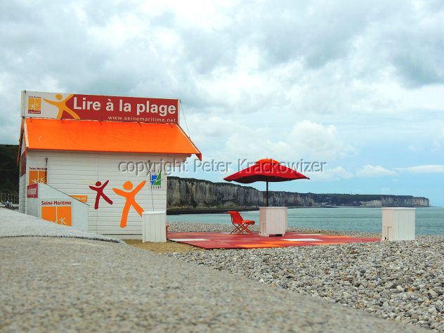 Frankreich, Normandie, man erwartet Sie! ... am Strand von Fécamp