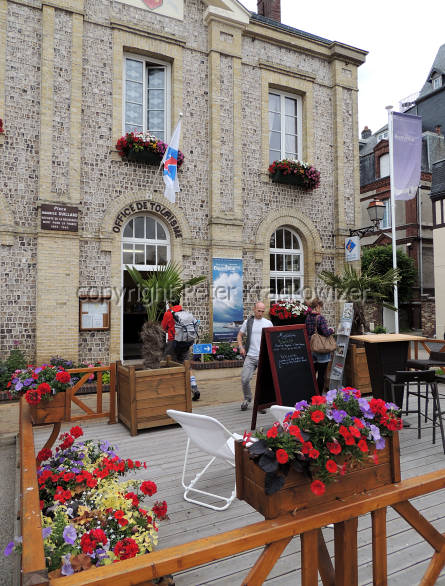 Frankreich, Normandie, das Tourismusbüro von Étretat