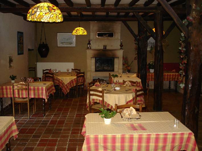 Frankreich, eine Herberge der Kette Logis de France: Auberge de la Mue in Thaon