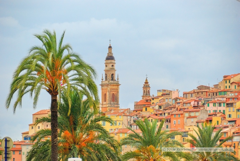 Frankreich, Riviera Côte d'Azur, Blick auf die Altstadt von Menton