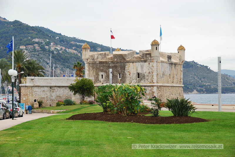 Frankreich, Riviera Côte d'Azur, Menton, die Bastion, in der auch ein kleines Jean-Cocteau-Museum untergebracht ist