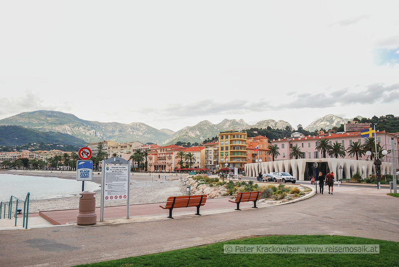 Frankreich, Riviera Côte d'Azur, Menton, an der Strandpromenade