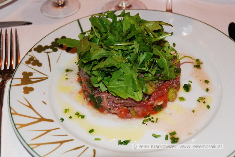 Frankreich, Restaurant La Mère Germaine, Villefranche-sur-Mer, Riviera Côte d'Azur, Thunfisch-Carpaccio