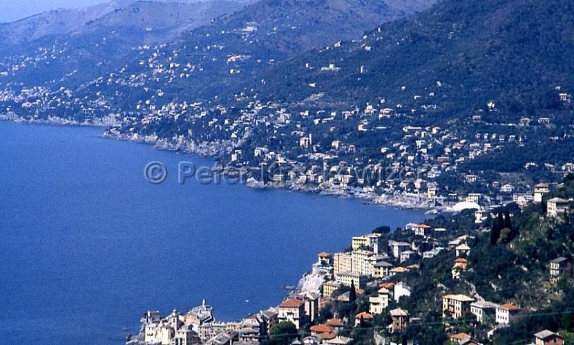 Italien, Liguria, Ligurien, Blick über Camogli und Recco in Richtung Genua vom Monte di Portofino
