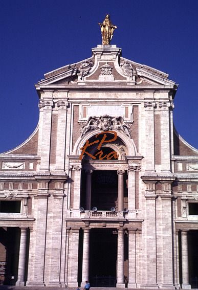 Italien, Umbrien, Santa Maria degli Angeli unterhalb von Assisi