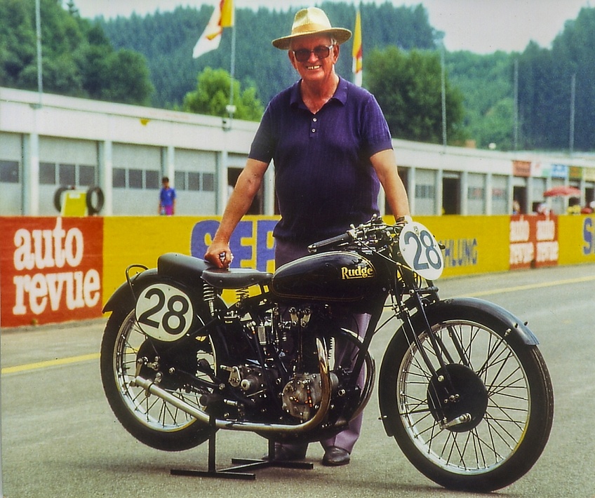 Helmut Krackowizer in den 1990er-Jahren auf dem Österreichring