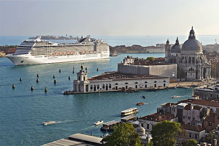MSC Musica in Venedig, Italien